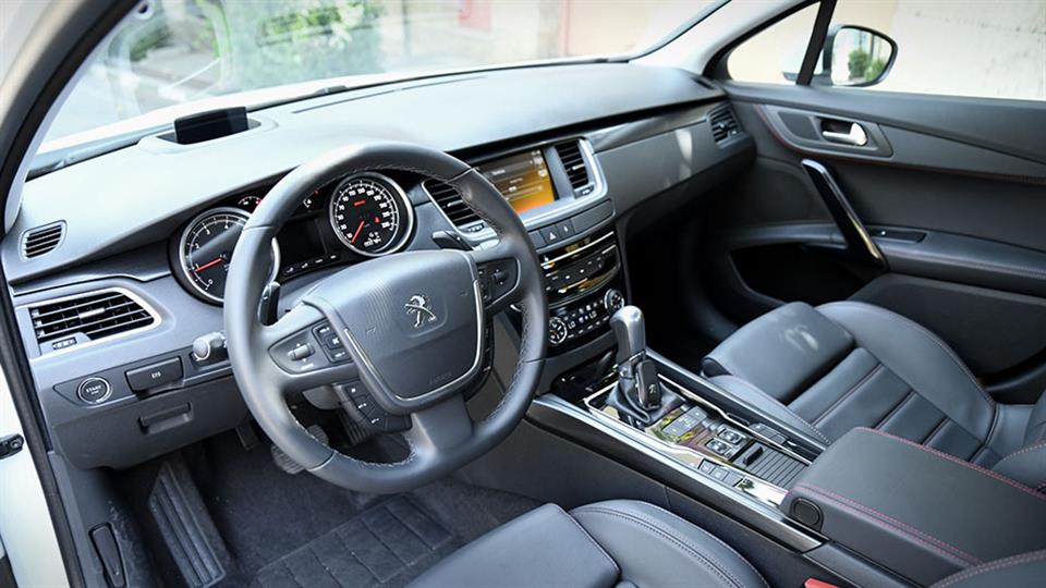 کابین پژو 508